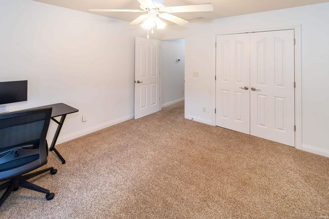 10657 Fall Creek Drive, Newburgh, IN 47630