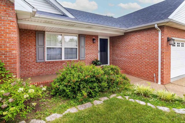 10657 Fall Creek Drive, Newburgh, IN 47630