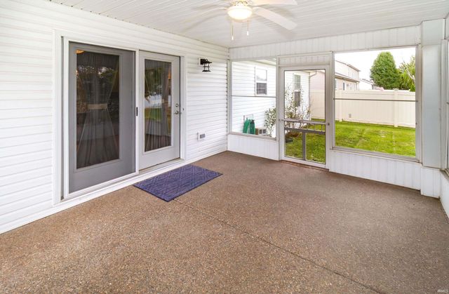 10657 Fall Creek Drive, Newburgh, IN 47630