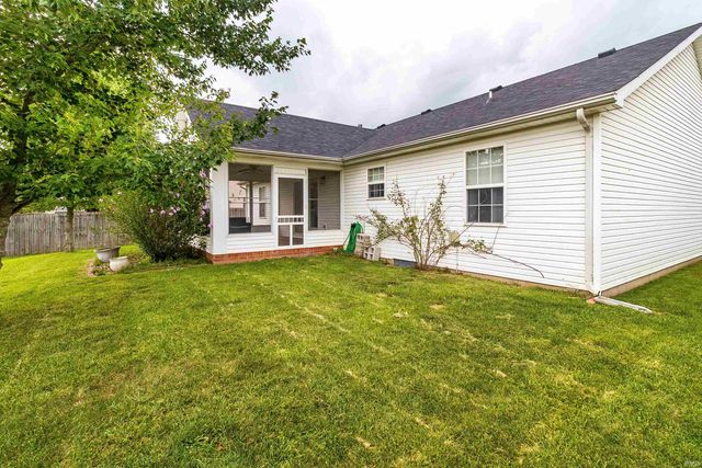 10657 Fall Creek Drive, Newburgh, IN 47630