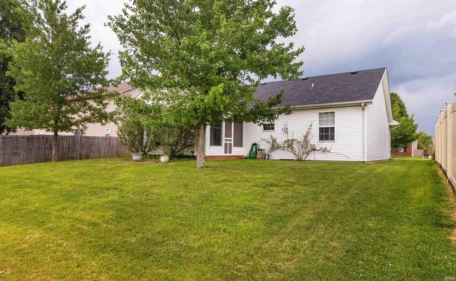 10657 Fall Creek Drive, Newburgh, IN 47630