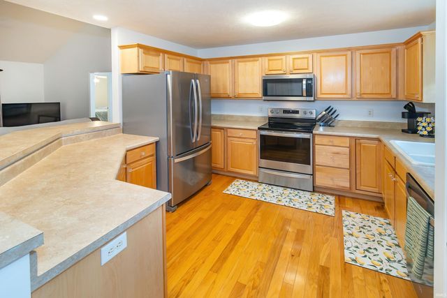 10657 Fall Creek Drive, Newburgh, IN 47630