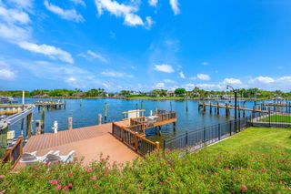 12864 S Shore Drive, Palm Beach Gardens, FL 33410
