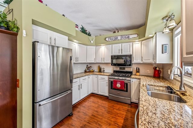 4895 W Birch Lane, Pentwater, MI 49449