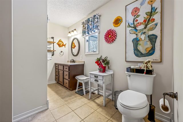 4895 W Birch Lane, Pentwater, MI 49449