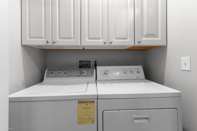 18600 Valleybrook Lane, Clinton Township, MI 48038