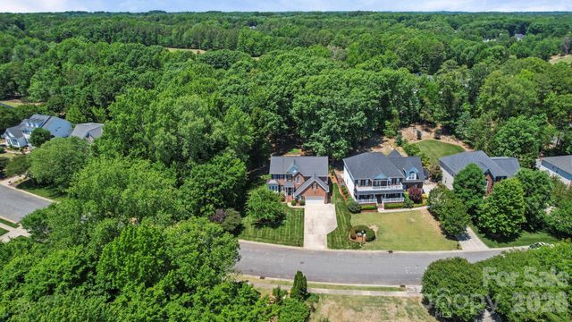 10731 Persimmon Creek Drive, Mint Hill, NC 28227