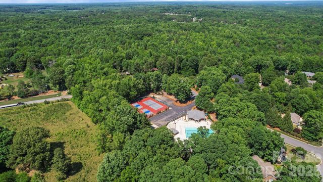 10731 Persimmon Creek Drive, Mint Hill, NC 28227