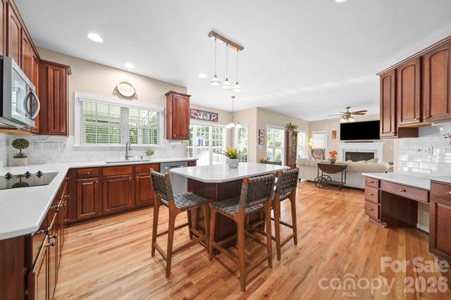 10731 Persimmon Creek Drive, Mint Hill, NC 28227