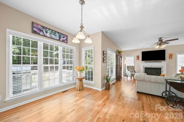 10731 Persimmon Creek Drive, Mint Hill, NC 28227