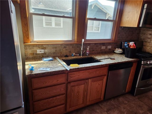 208 Main Street, Osawatomie, KS 66064