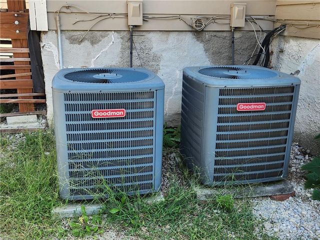 208 Main Street, Osawatomie, KS 66064