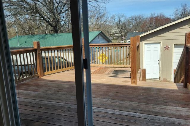 208 Main Street, Osawatomie, KS 66064