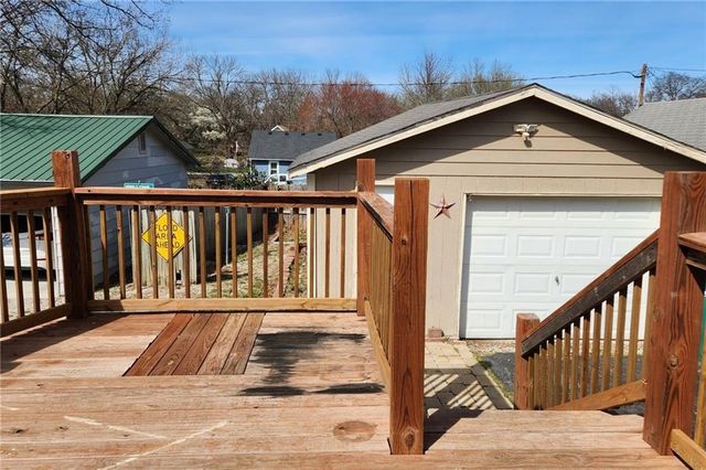 208 Main Street, Osawatomie, KS 66064