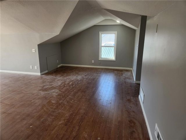 208 Main Street, Osawatomie, KS 66064