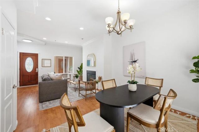 5719 Camellia 105, North Hollywood, CA 91601