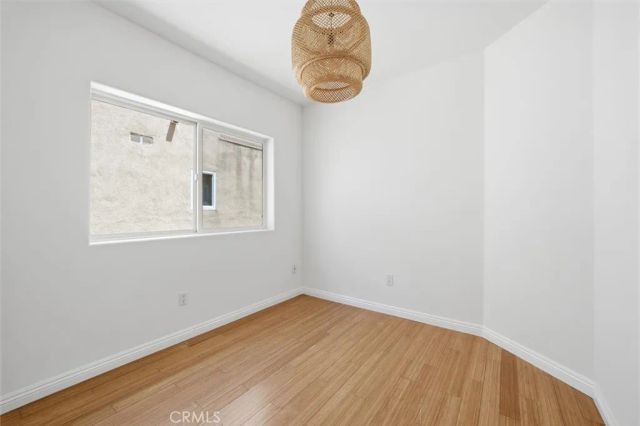 5719 Camellia 105, North Hollywood, CA 91601