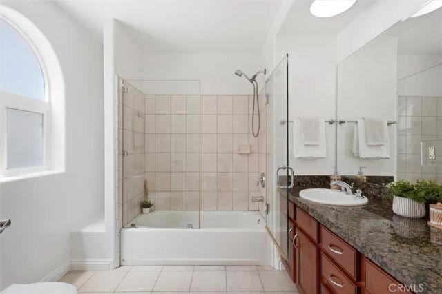 5719 Camellia 105, North Hollywood, CA 91601