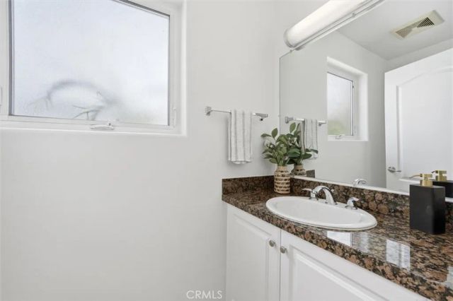 5719 Camellia 105, North Hollywood, CA 91601