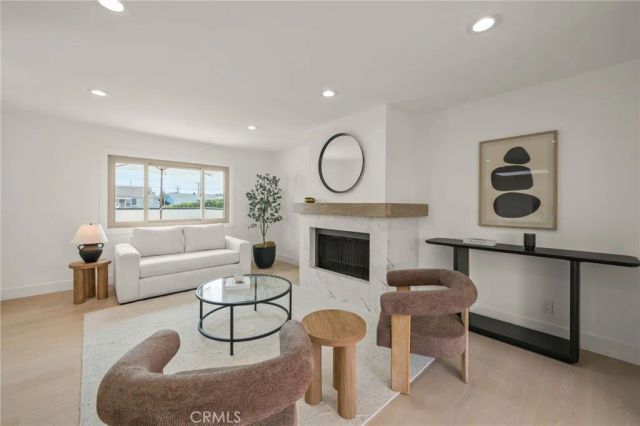 6901 Breeland, Huntington Beach, CA 92647