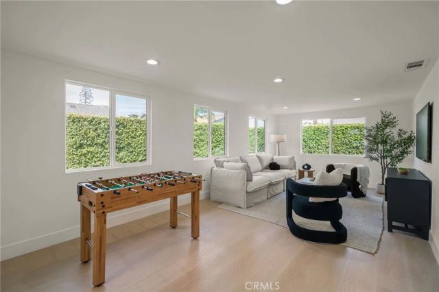 6901 Breeland, Huntington Beach, CA 92647