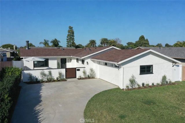 6901 Breeland, Huntington Beach, CA 92647