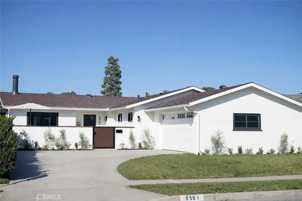 6901 Breeland, Huntington Beach, CA 92647