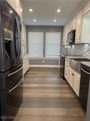 970 Pine Tree Court, Medina, OH 44256