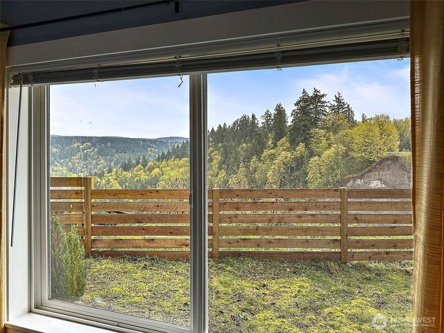 36602 224th Avenue SE, Enumclaw, WA 98022