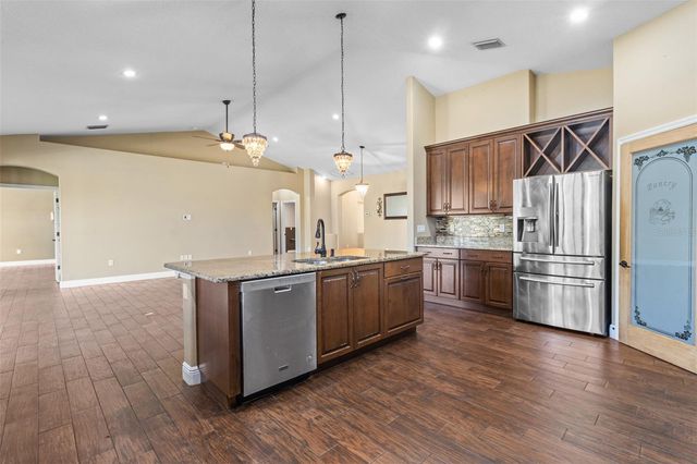 765 SLOANS RIDGE ROAD, Groveland, FL 34736