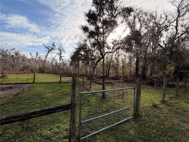 765 SLOANS RIDGE ROAD, Groveland, FL 34736