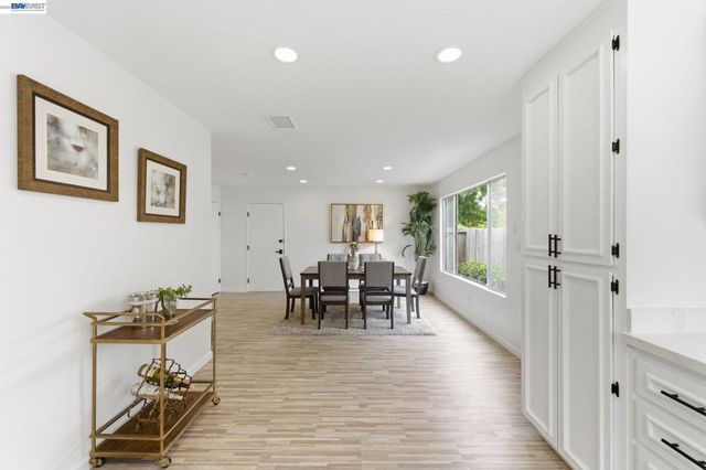 34042 Rowland Dr, Fremont, CA 94555