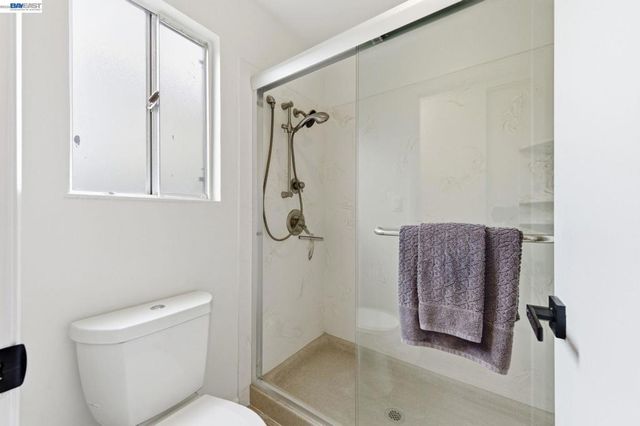 34042 Rowland Dr, Fremont, CA 94555