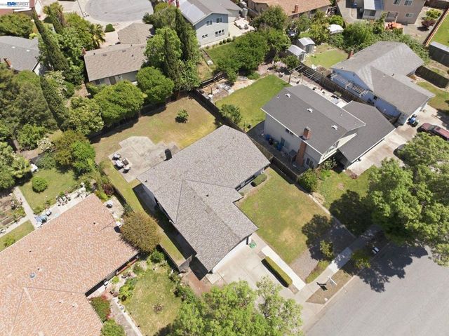 34042 Rowland Dr, Fremont, CA 94555