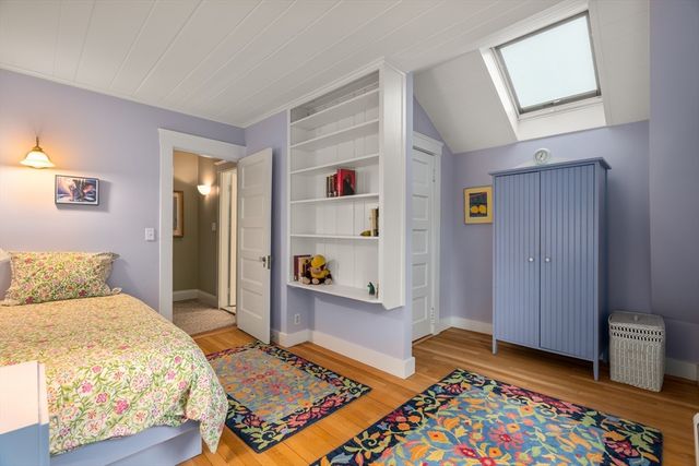 83 Prospect St, Newton, MA 02465