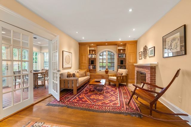 83 Prospect St, Newton, MA 02465