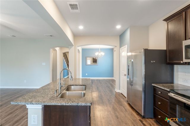 862 Ross Road, Copperas Cove, TX 76522