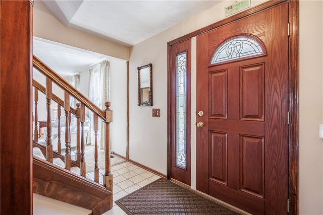 4637 Lake Road, Williamson, NY 14589