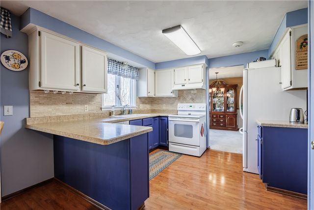 4637 Lake Road, Williamson, NY 14589