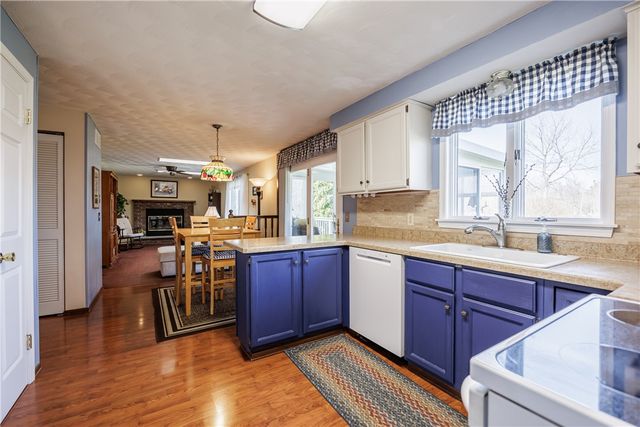 4637 Lake Road, Williamson, NY 14589