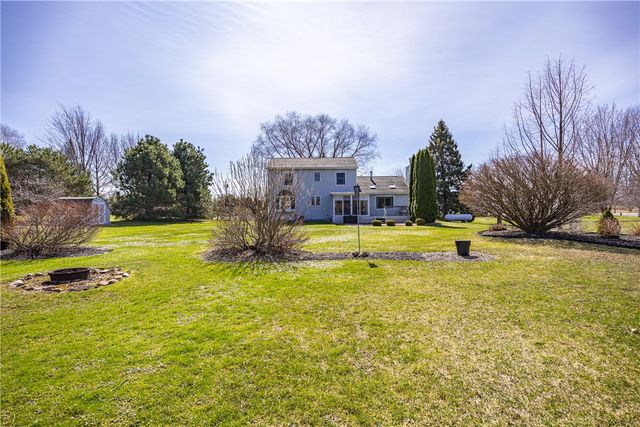 4637 Lake Road, Williamson, NY 14589