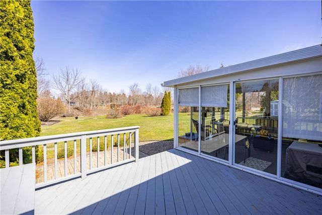 4637 Lake Road, Williamson, NY 14589