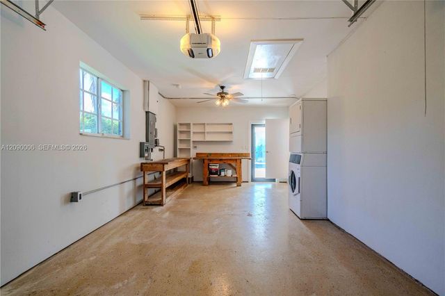 10241 SW 99th Avenue 0, Miami, FL 33176