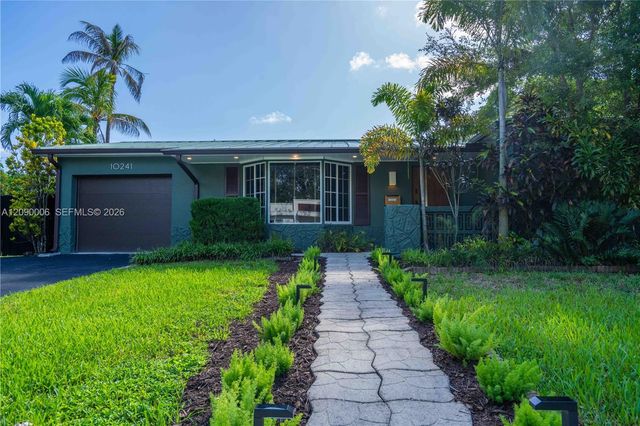 10241 SW 99th Avenue 0, Miami, FL 33176