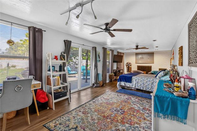 535 CARUSO PLACE, Sarasota, FL 34237