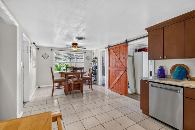 535 CARUSO PLACE, Sarasota, FL 34237