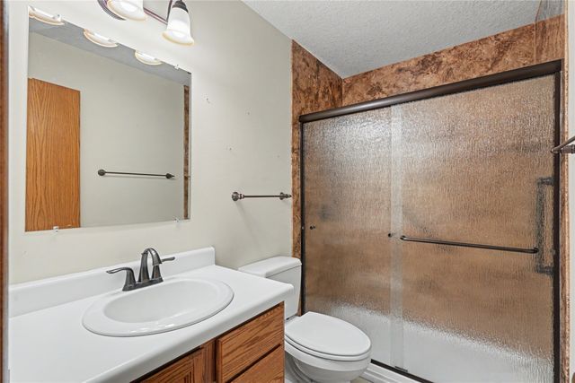 604 SE Tower Court, Ankeny, IA 50021