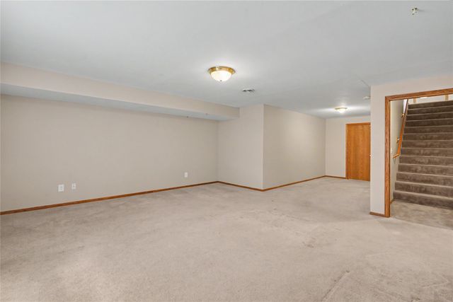 604 SE Tower Court, Ankeny, IA 50021