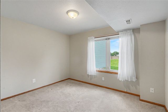 604 SE Tower Court, Ankeny, IA 50021