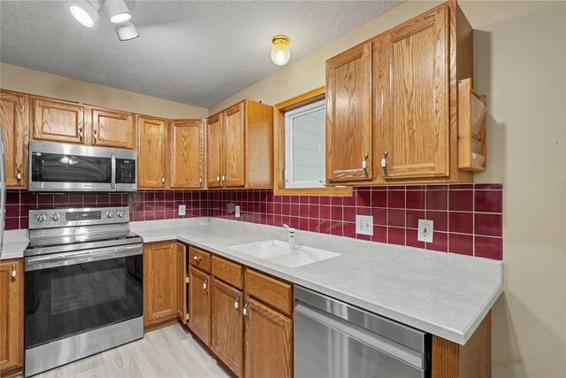 604 SE Tower Court, Ankeny, IA 50021